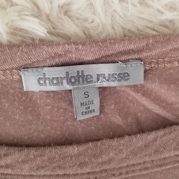 Charlotte Russe Casual Tee - Picture 4 of 5